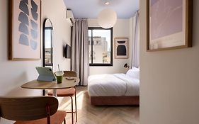 מונוכרום - מלון אוטונומי מבית לוג-אין